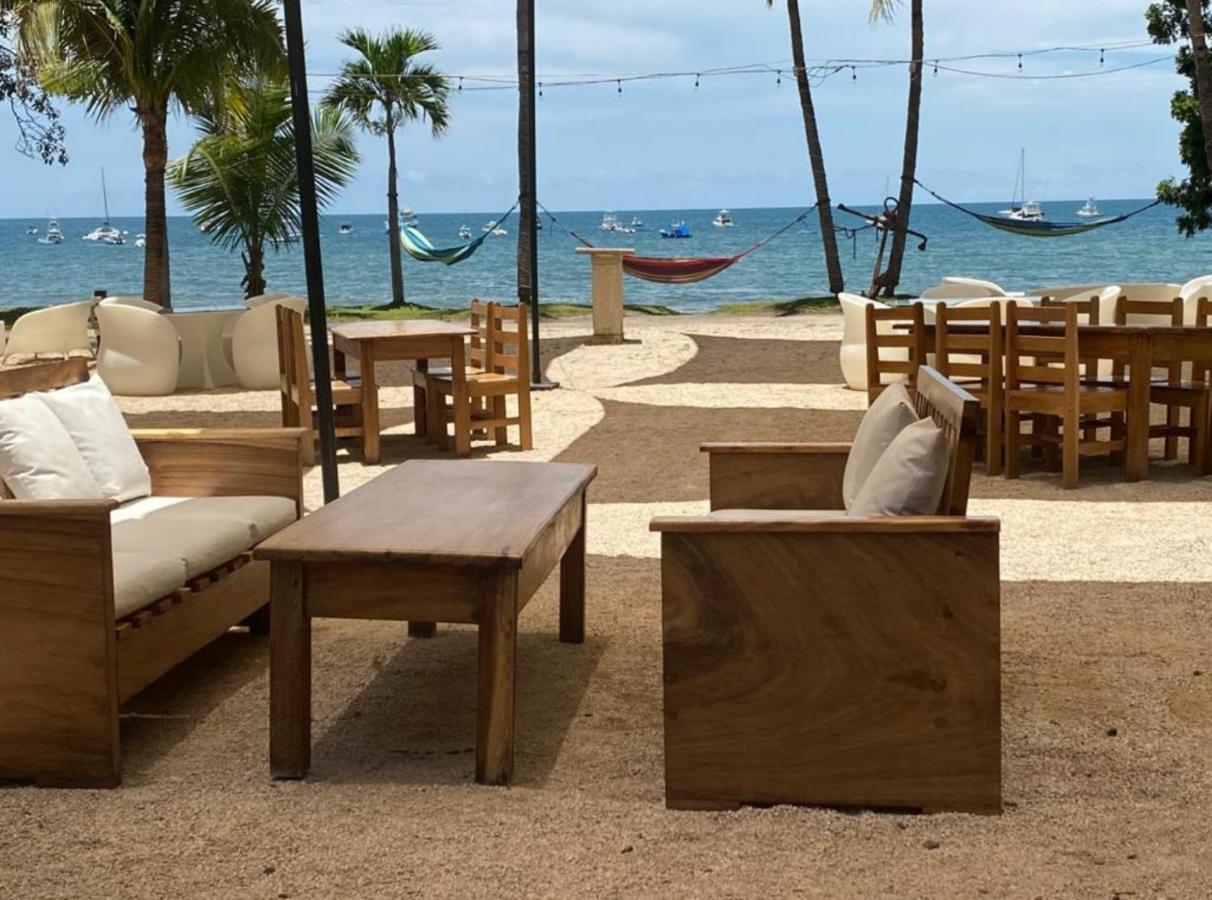Cafe De Playa Beach Front Hotel Coco Εξωτερικό φωτογραφία