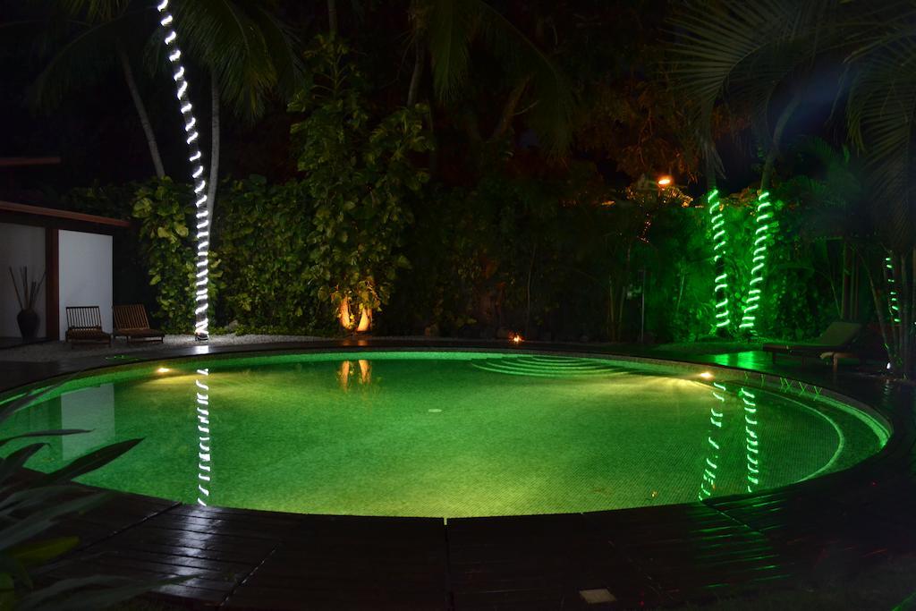 Cafe De Playa Beach Front Hotel Coco Εξωτερικό φωτογραφία