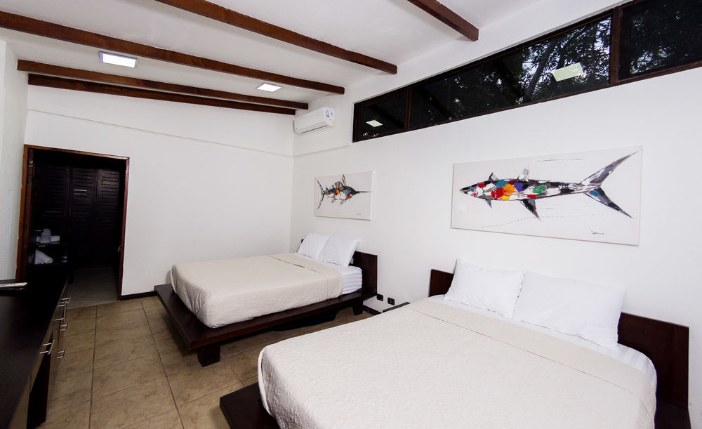 Cafe De Playa Beach Front Hotel Coco Εξωτερικό φωτογραφία